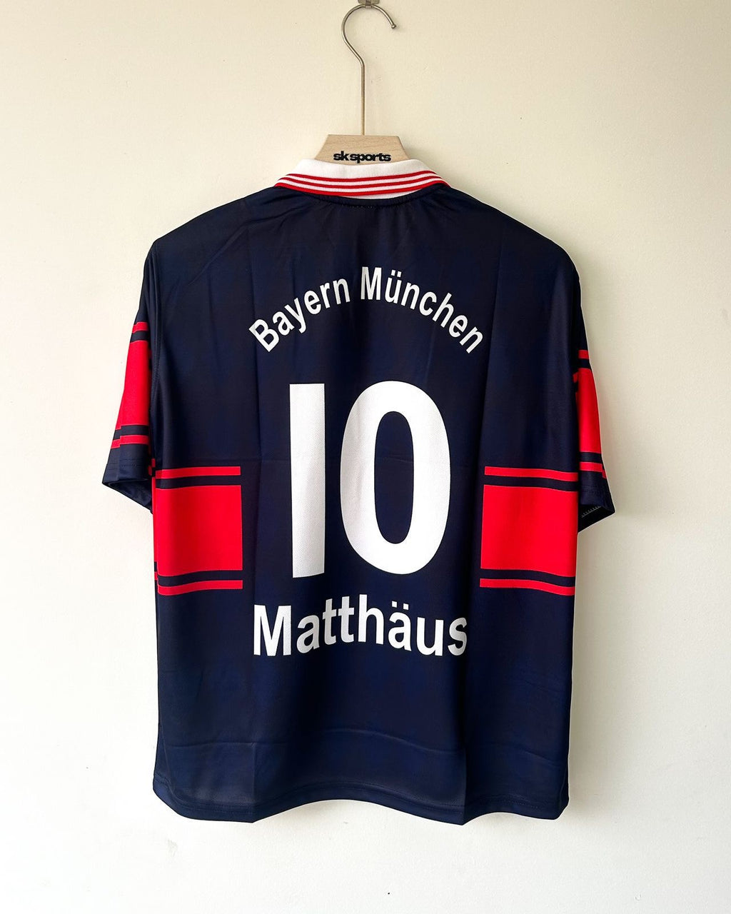 BAYERN MUNICH MATTHAUS 1997-1998 HOME RETRO FIVESLEEVES POLO