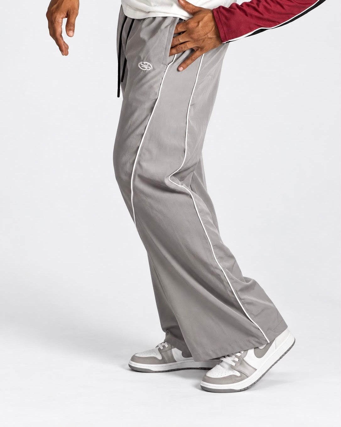 LOOSE FIT PIPING TRACK PANTS- LIGHT GREY