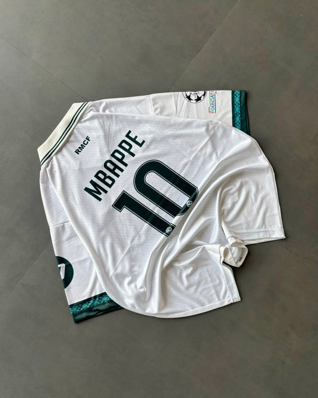 MBAPPE REAL MADRID 2026-27 HOME KIT KIT FIVESLEEVES EMBROIDERY