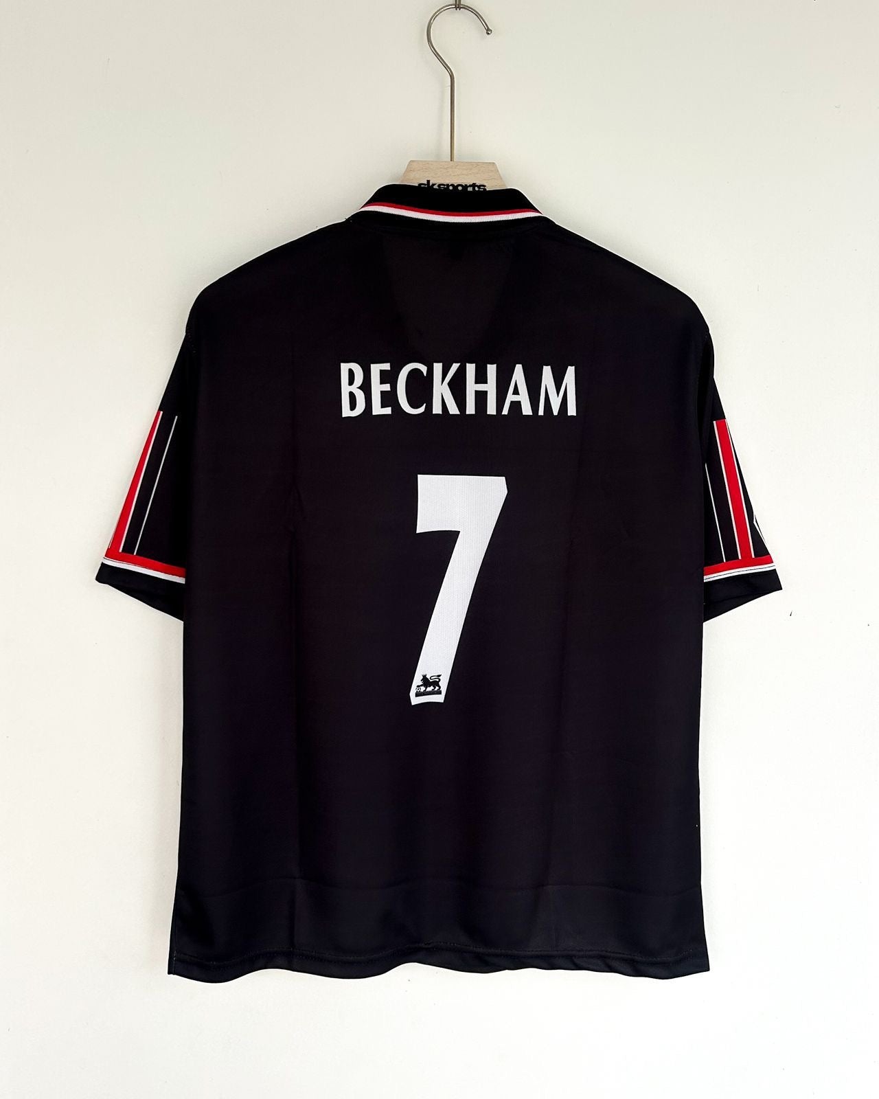 MAN UNITED 1998/99 BECKHAM RETRO FIVESLEEVES POLO