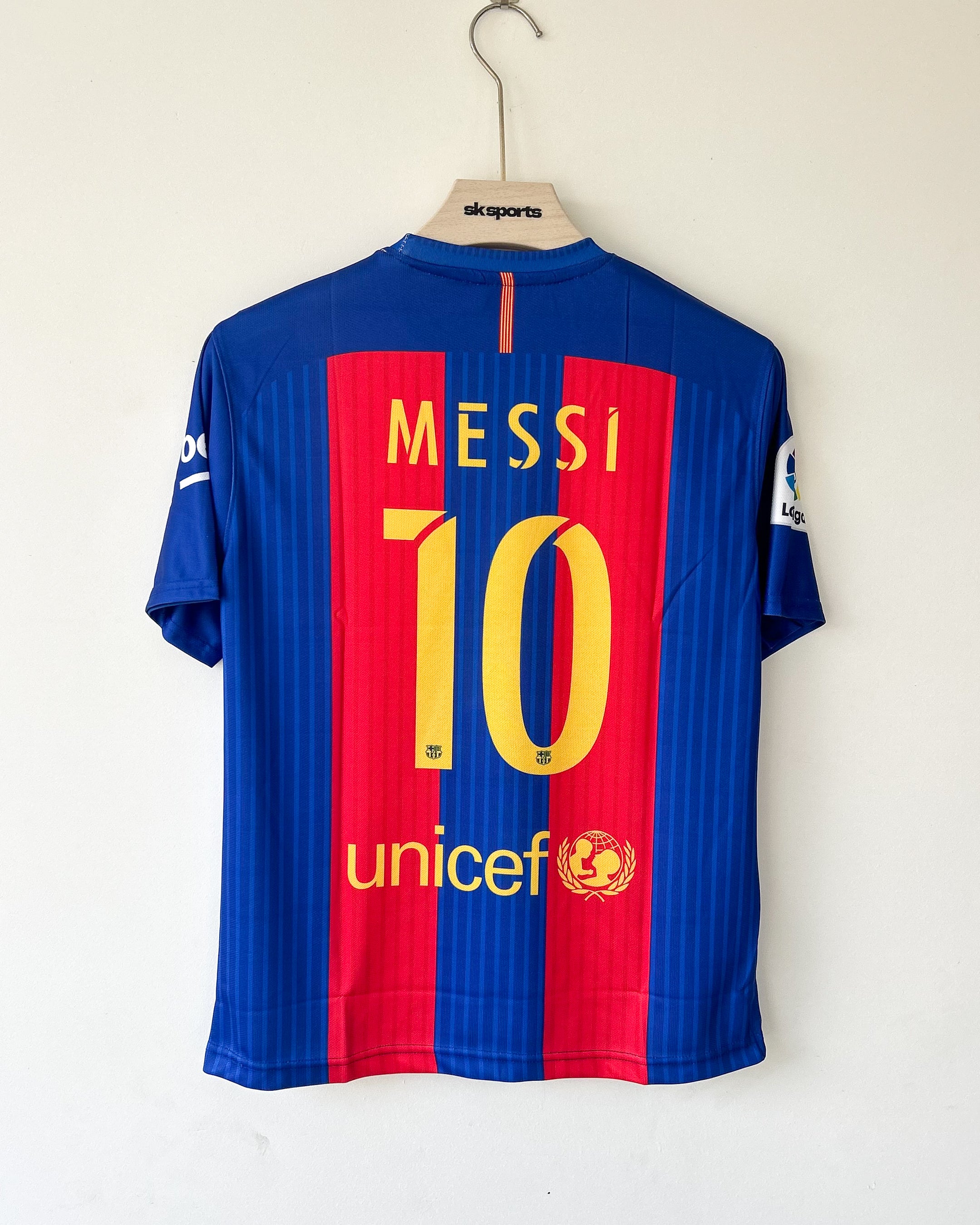 MESSI BARCELONA 2016-17 HOME KIT