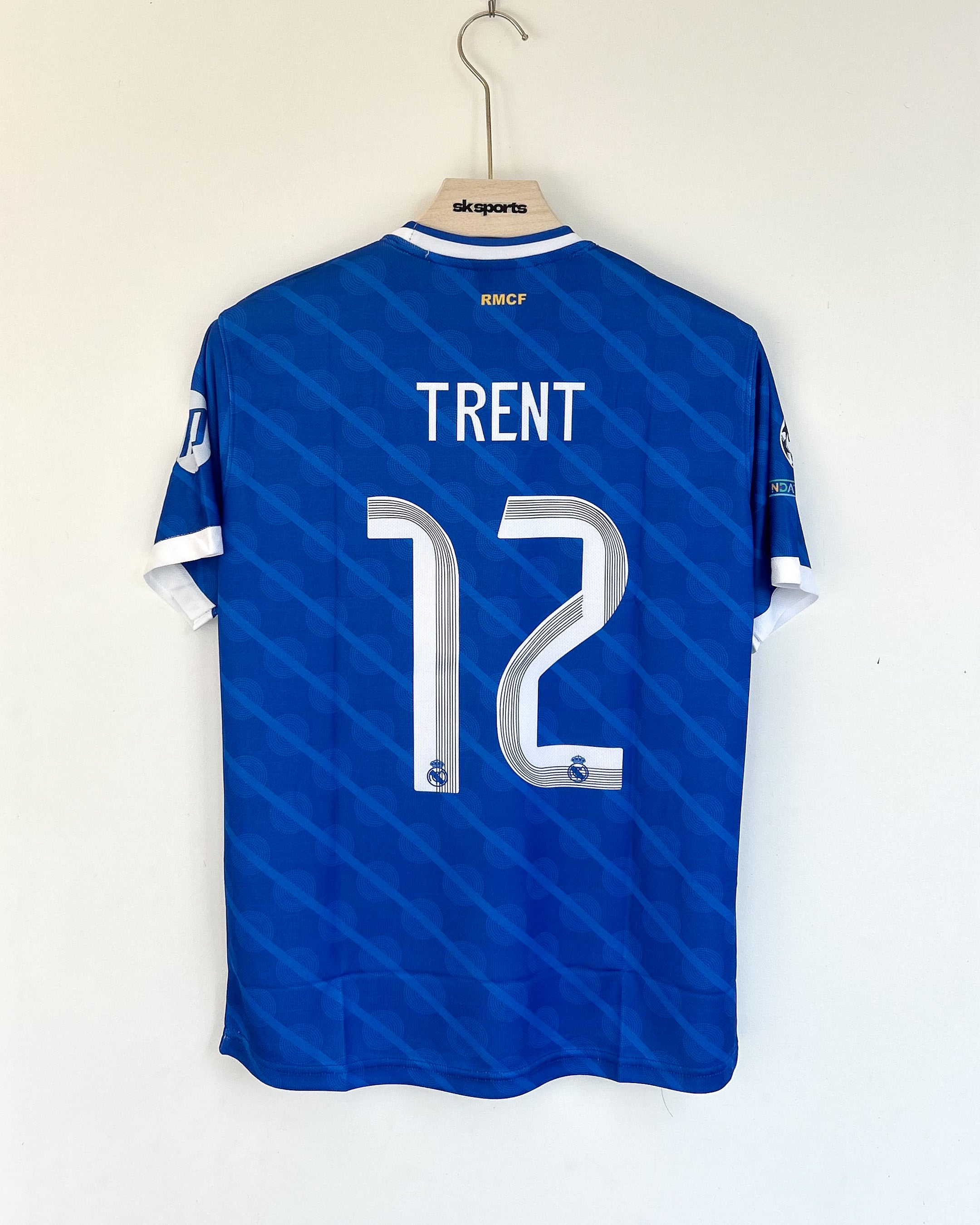 TRENT REAL MADRID AWAY KIT