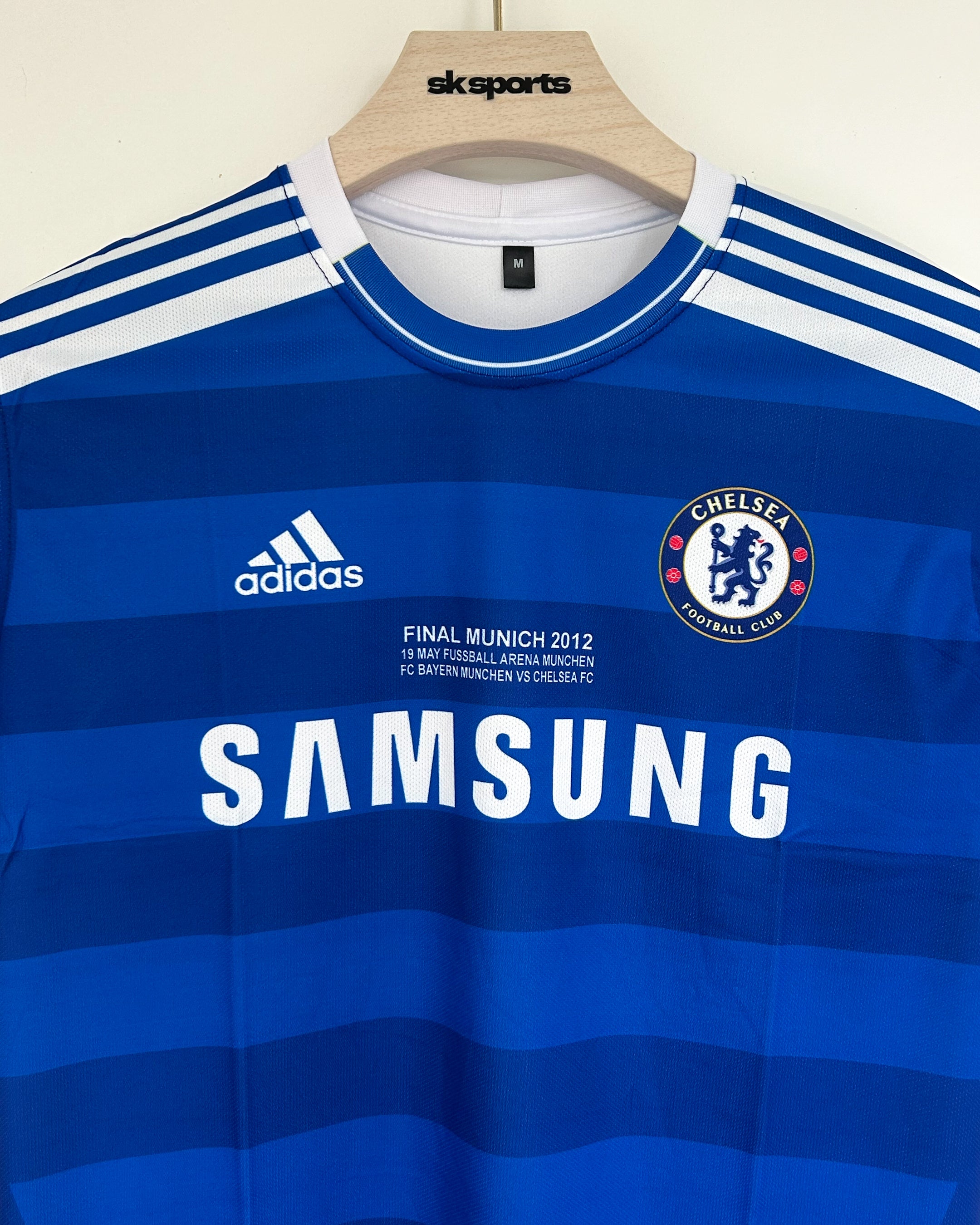 CHELSEA FC 2011/12 HOME KIT LAMPARD