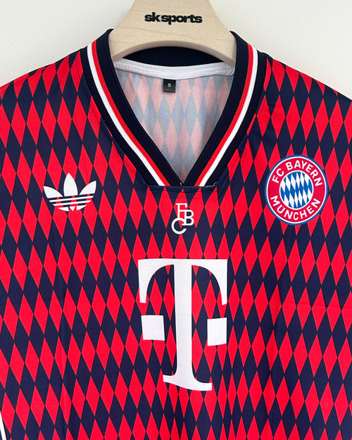 BAYERN MUNICH MULLER RETRO FIVESLEEVES