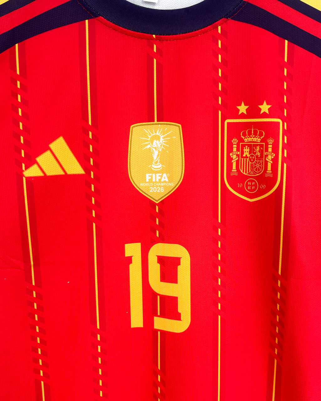 SPAIN WORLD CUP 26 WINNERS 2 STAR HOME KIT