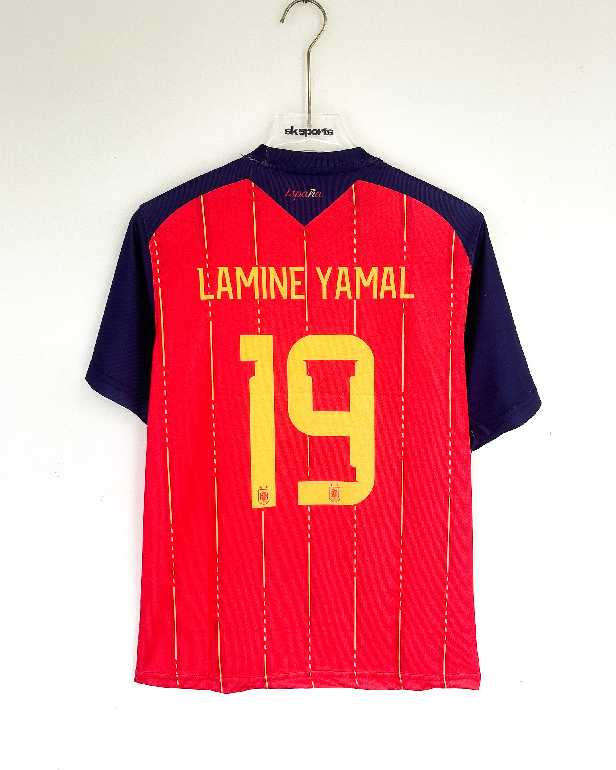 SPAIN WORLD CUP 26 WINNERS 2 STAR HOME KIT