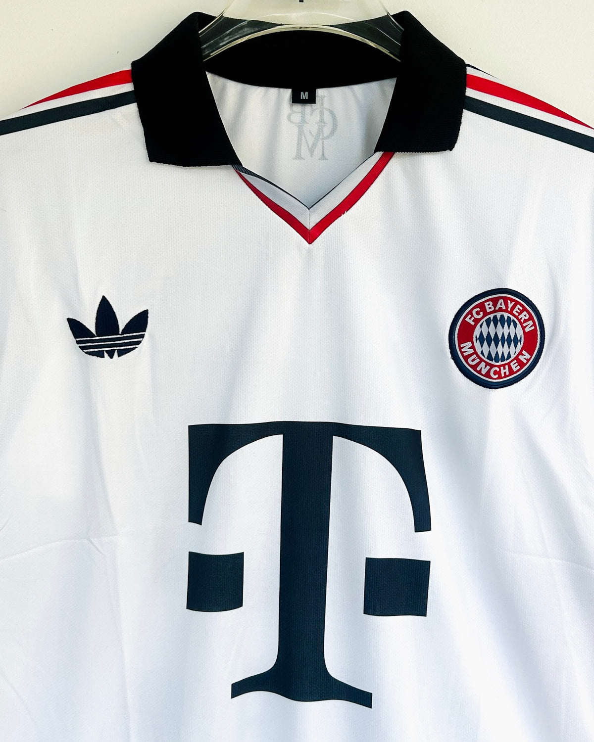 BAYERN MUNICH 26-27 SEASON KIT FIVESLEEVES POLO EMBROIDERY