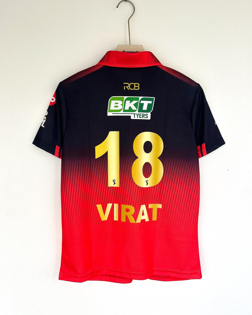 VIRAT KOHLI RCB 2026 KIT EMBROIDERY ZIP POLO