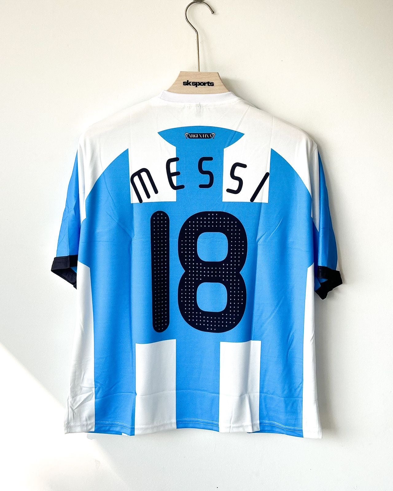 MESSI ARGENTINA HOME KIT FIVESLEEVES